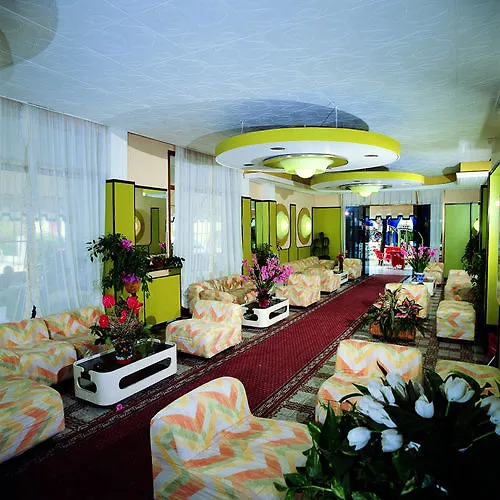 Hotel Venezia E La Villetta Lido di Jesolo 3*,